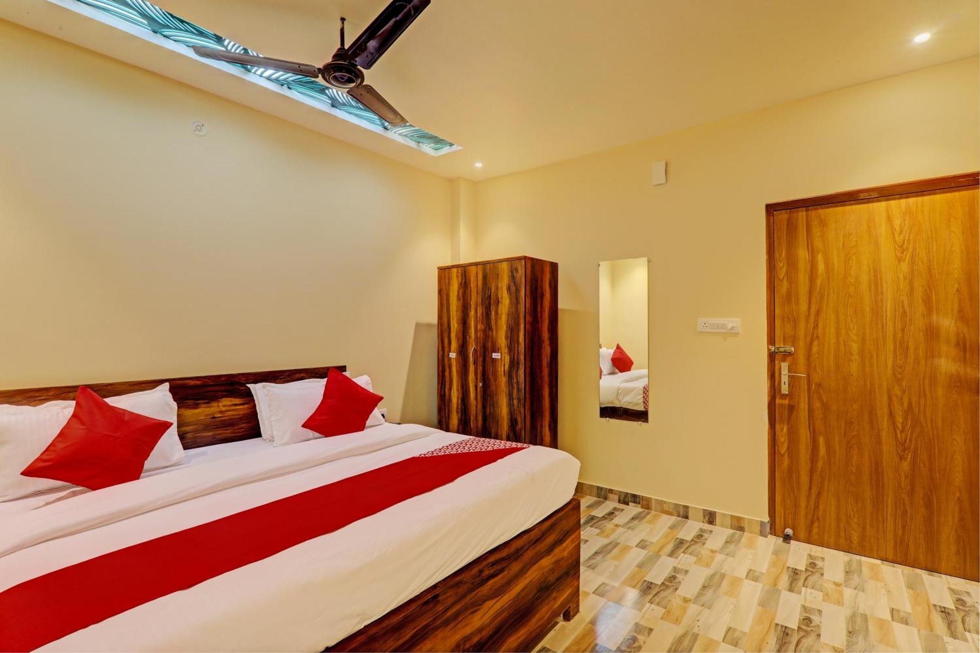 Hotel O Royal Regency Palace Gorakhpur Eksteriør bilde