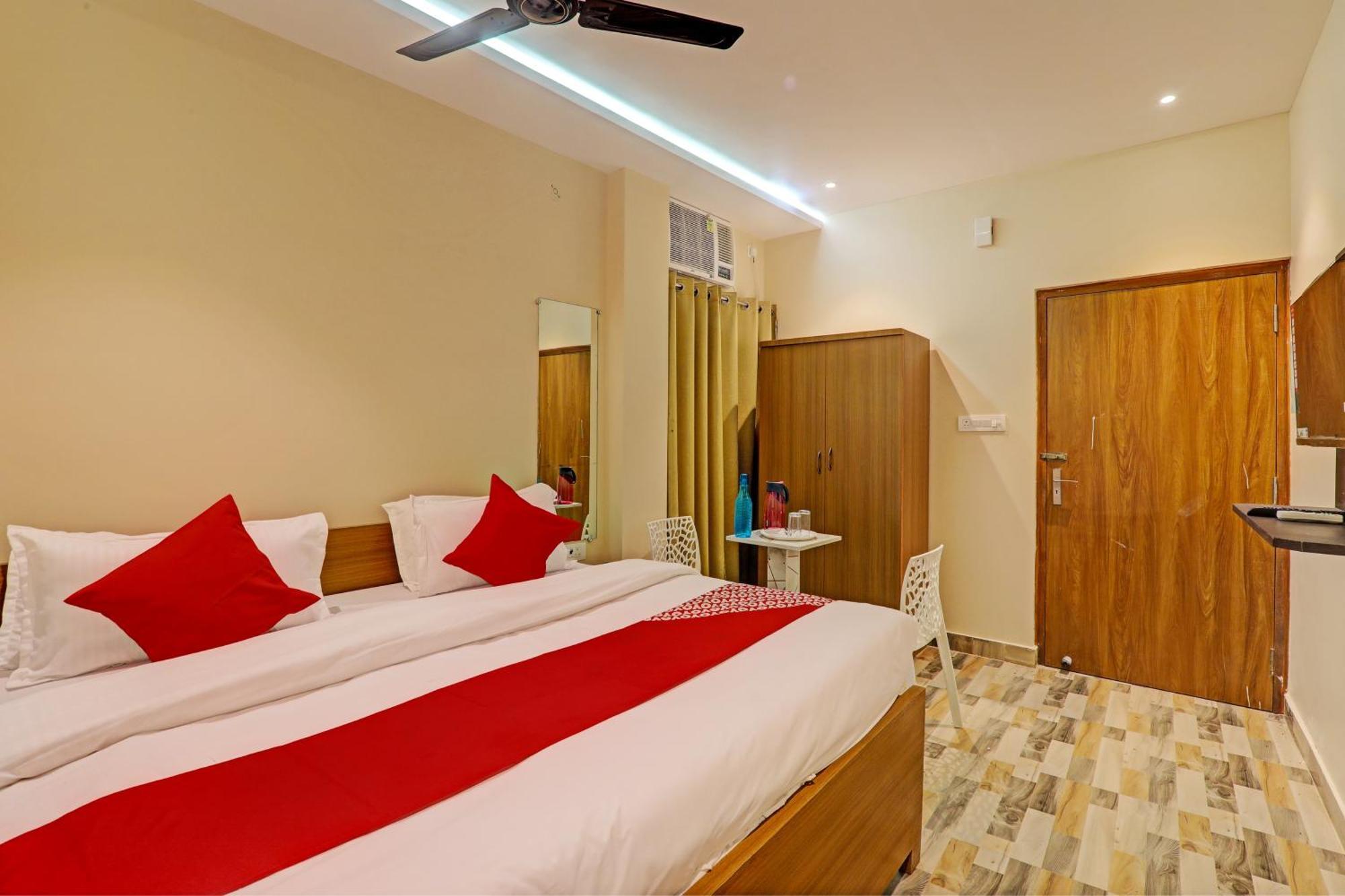 Hotel O Royal Regency Palace Gorakhpur Eksteriør bilde