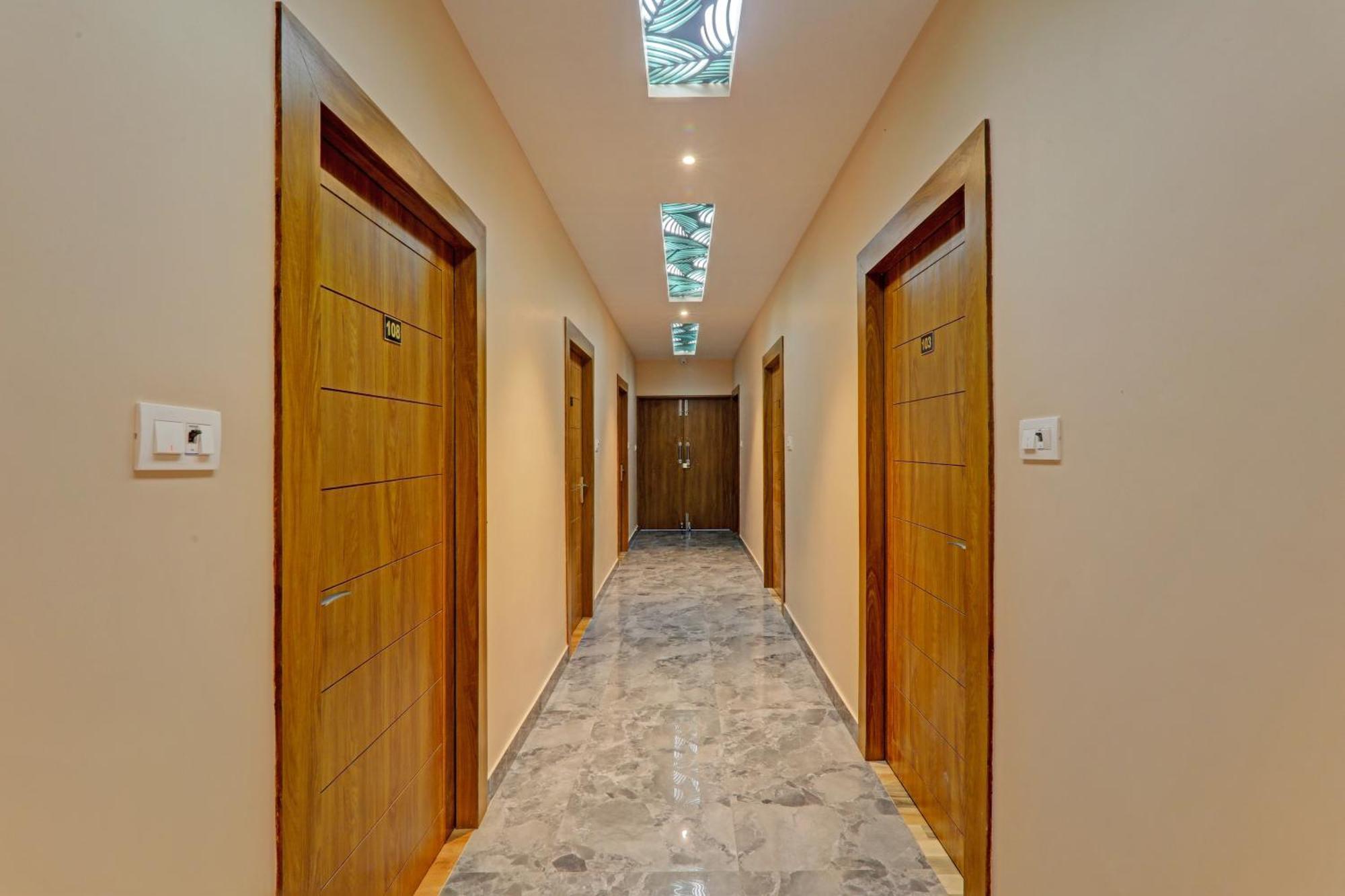 Hotel O Royal Regency Palace Gorakhpur Eksteriør bilde