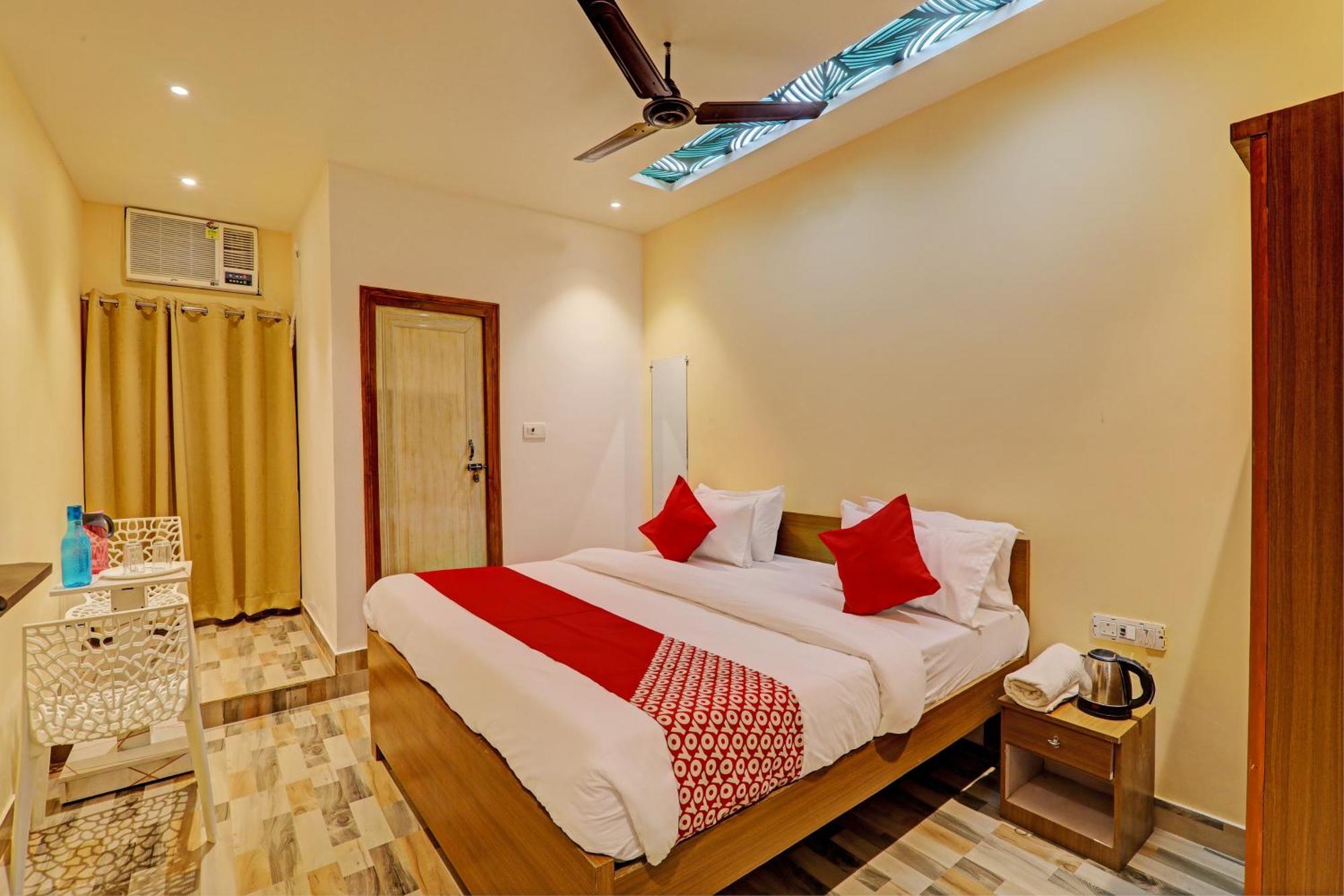 Hotel O Royal Regency Palace Gorakhpur Eksteriør bilde